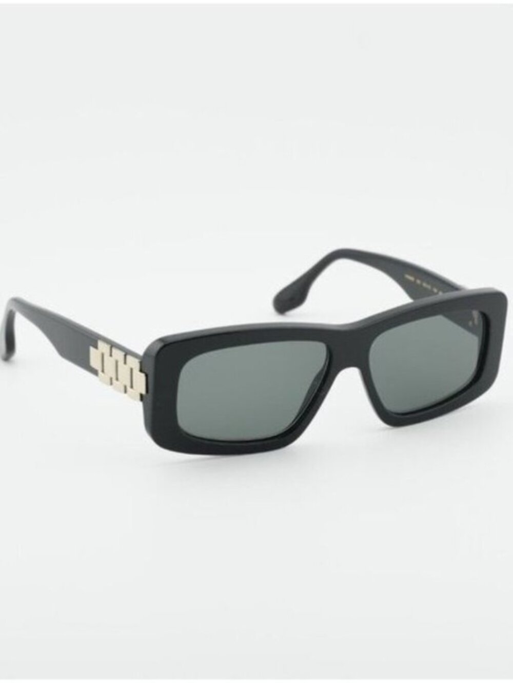 Victoria Beckham VB669S 001 Sunglasses Black Rectangle Frame, Dark Grey Lenses